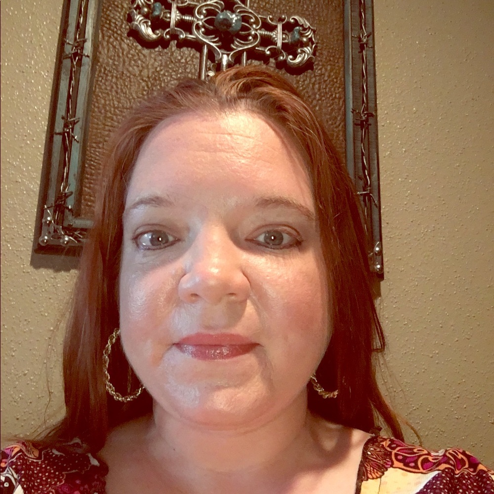 Meet your Posher, Stefanie